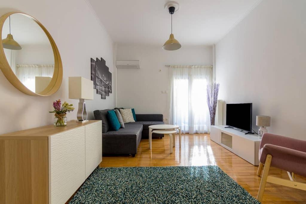 Brand New Decorated Flat For 4 Ppl In Pagrati Apartment Атина Екстериор снимка