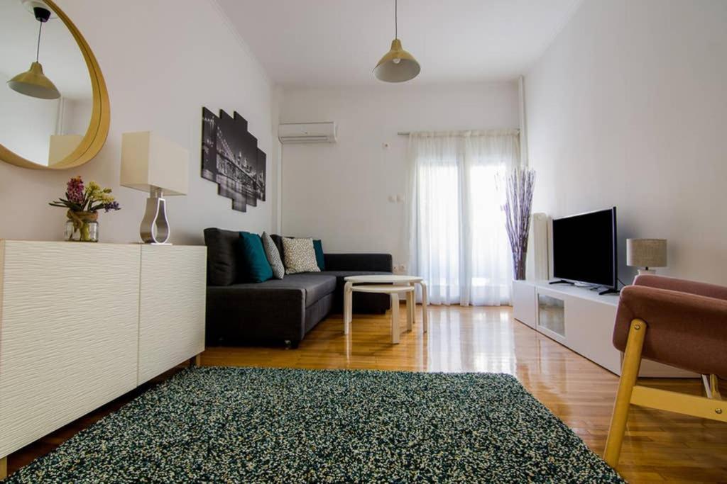Brand New Decorated Flat For 4 Ppl In Pagrati Apartment Атина Екстериор снимка