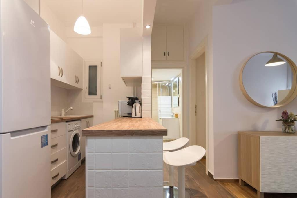 Brand New Decorated Flat For 4 Ppl In Pagrati Apartment Атина Екстериор снимка